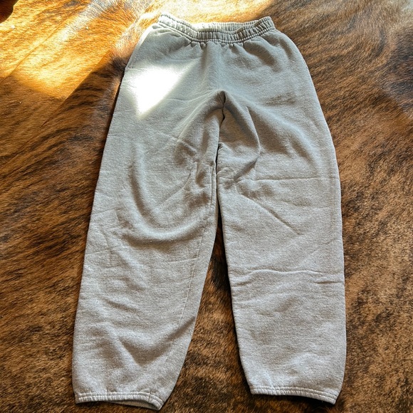 Hanes Other - Hanes sweatpants
